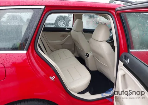 2013 Volkswagen Jetta Sportwagen 2.0L Tdi from USA, damaged, VIN 3VWPL7AJ0DM671125